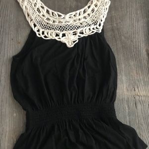 Medium Black Twentyone Top